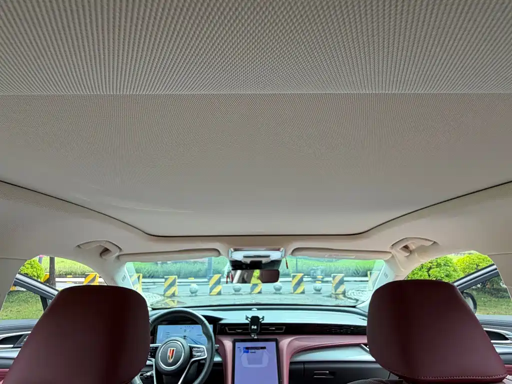 Hongqi Hongqi H5 — миниатюра 10