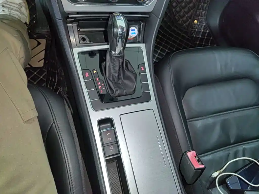 Volkswagen Passat — миниатюра 14
