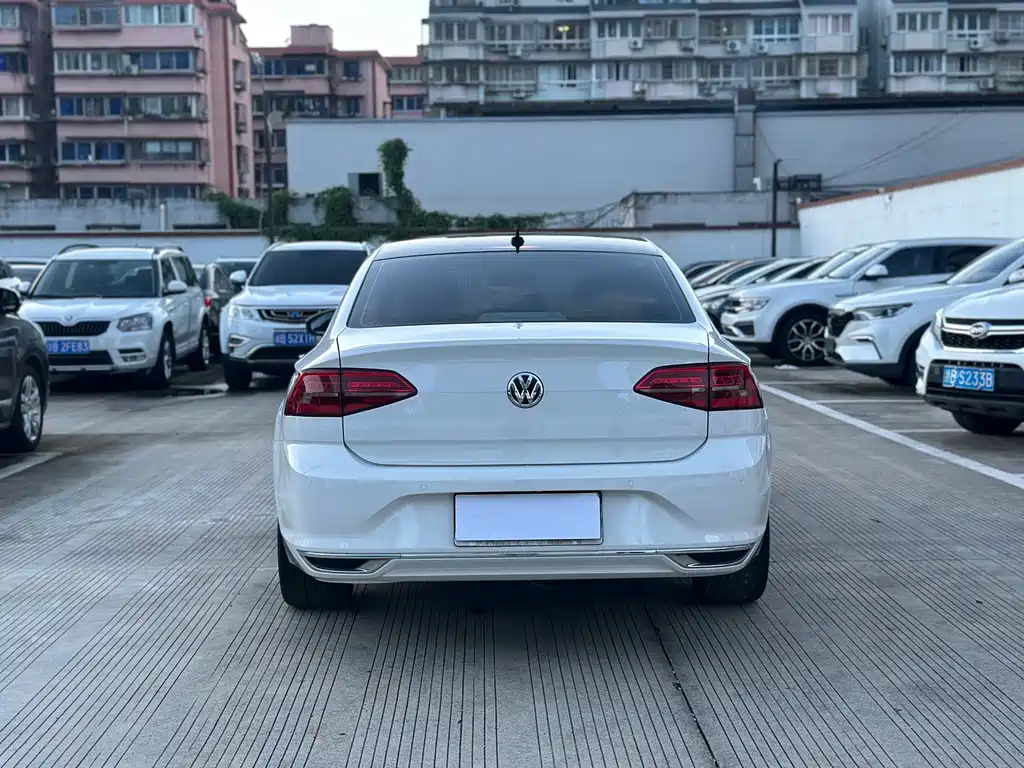 Volkswagen Lamando — миниатюра 8