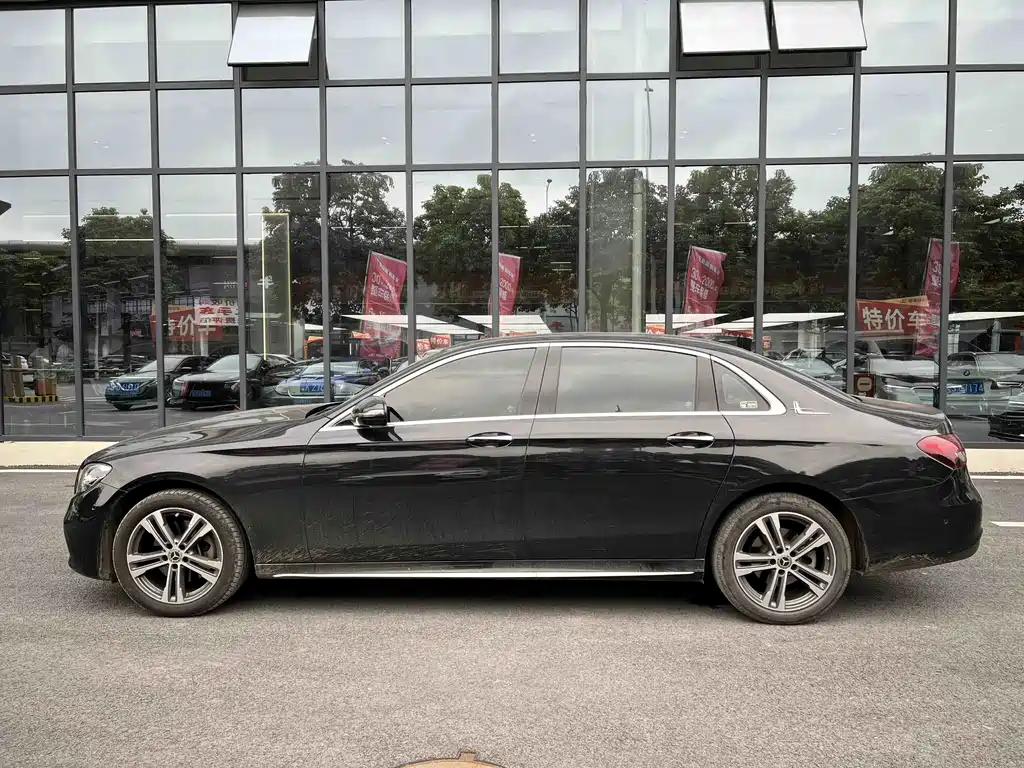 Mercedes-Benz E-Class E 2022 E 260 L Sport