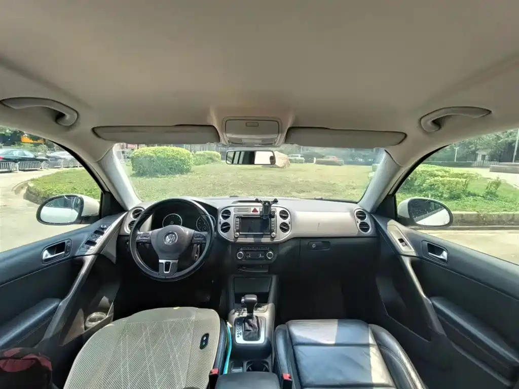 Volkswagen Tiguan 2010 1.8TSI AT
