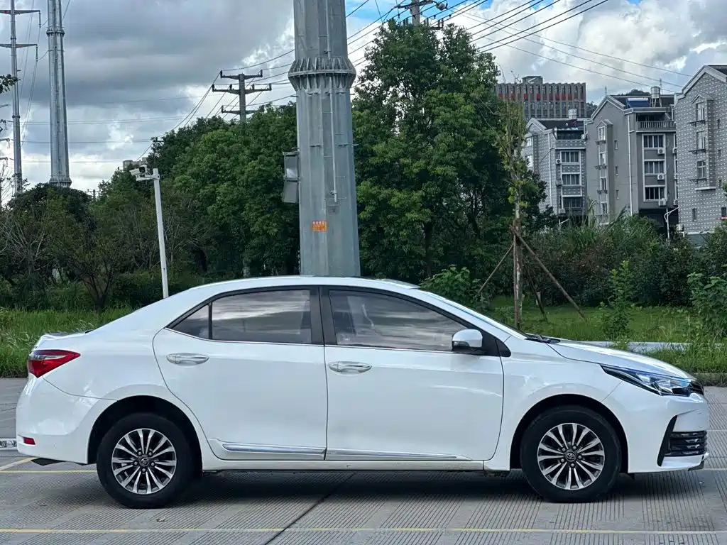 Toyota Corolla — миниатюра 21