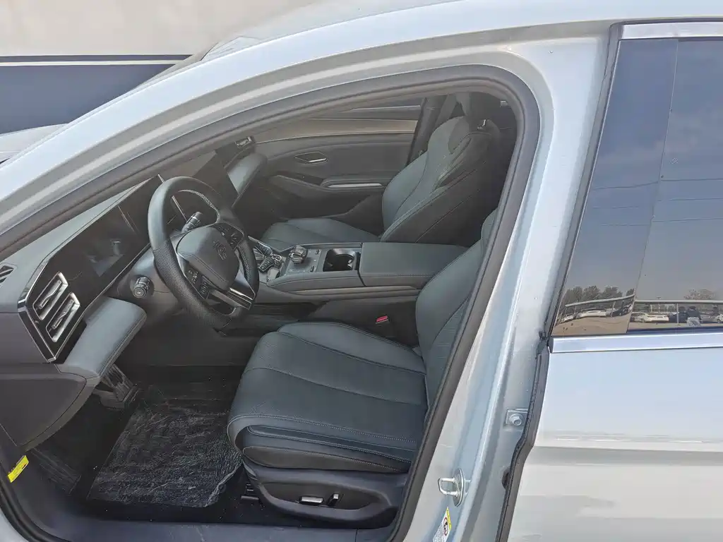 BYD Qin L — миниатюра 9