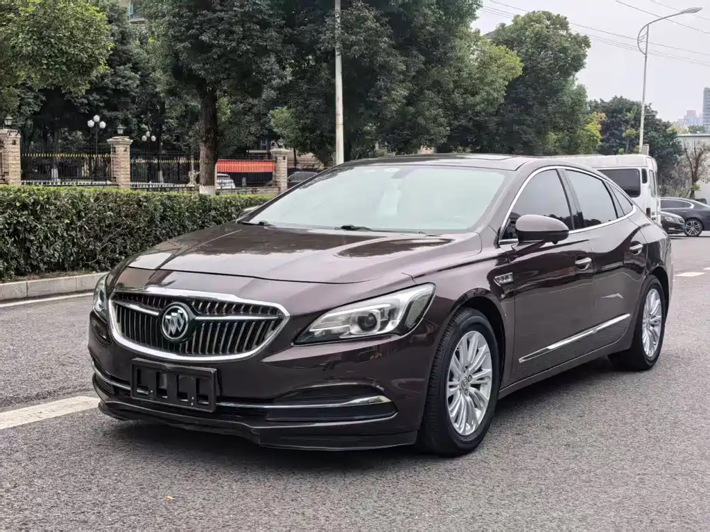 BUICK LACROSSE