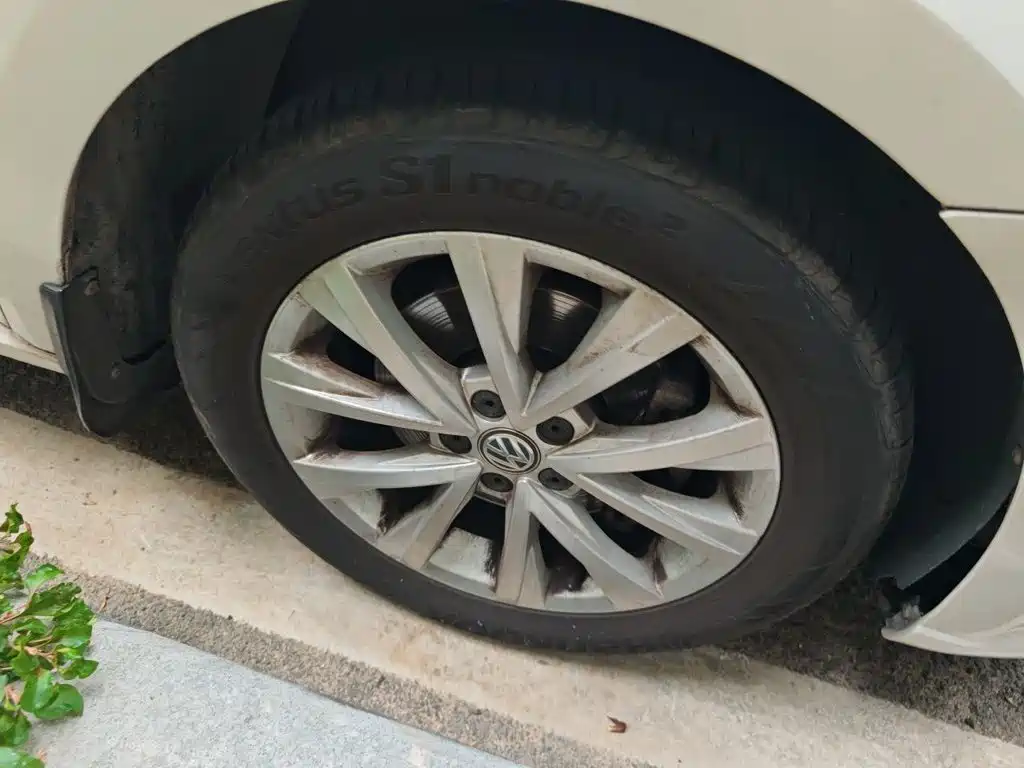Volkswagen Lavida — миниатюра 8