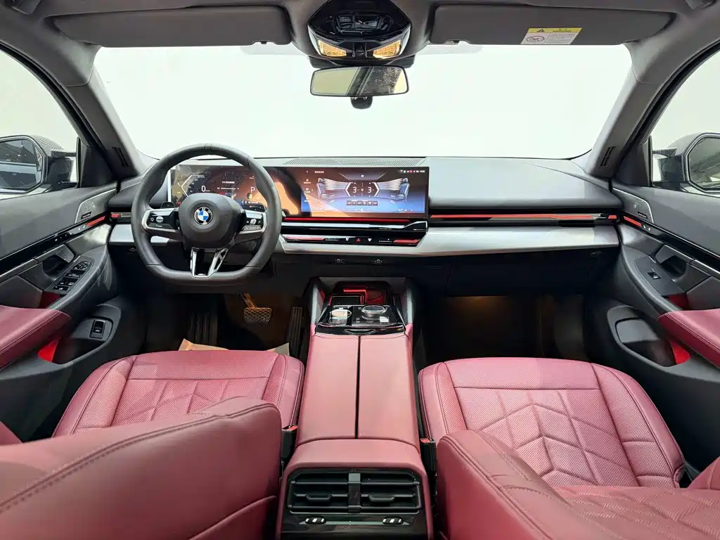BMW 5 Series — миниатюра 7