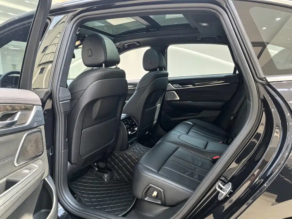 BMW 6 Series GT — миниатюра 9