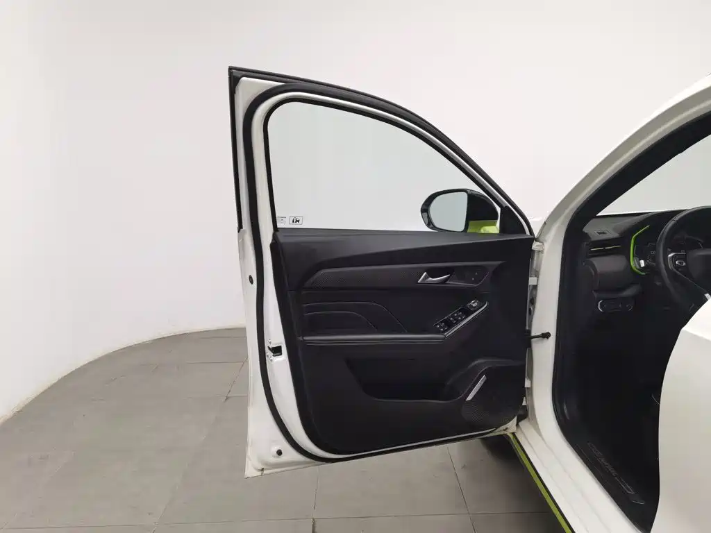 Haval Chitu — миниатюра 8