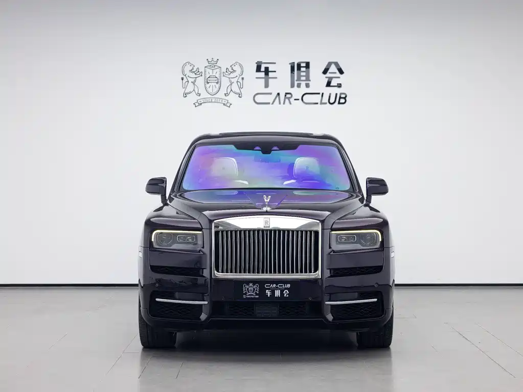 Rolls-Royce Cullinan 2018 мест