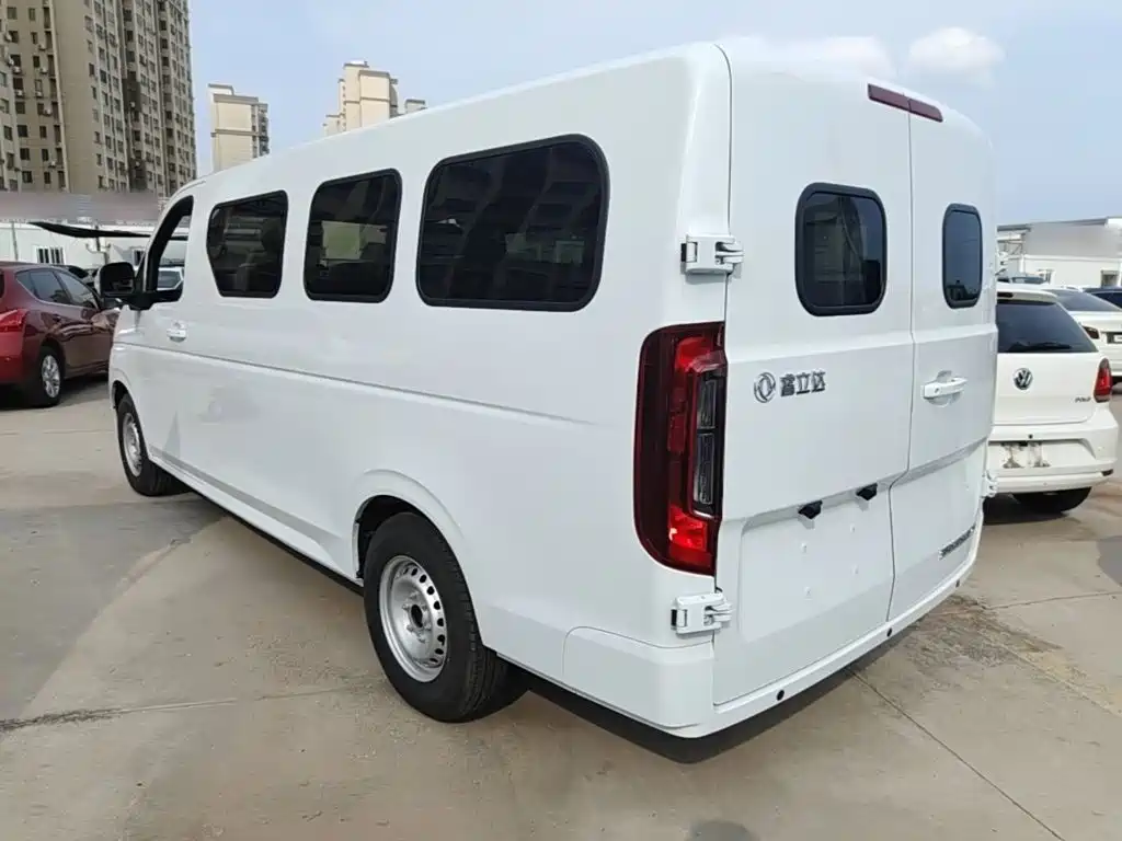Dongfeng V7 2025 332km