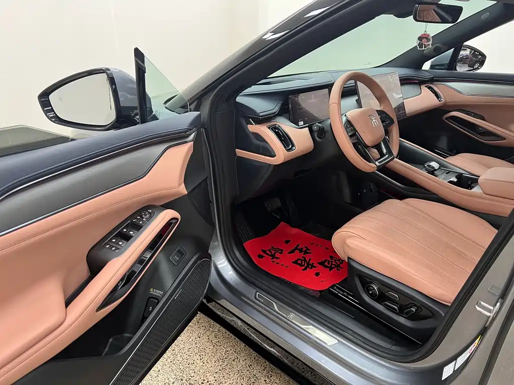 BYD L EV — миниатюра 15