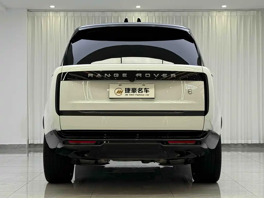 Land Rover Range Rover 2025 3.0 L6 400PS Long Wheelbase