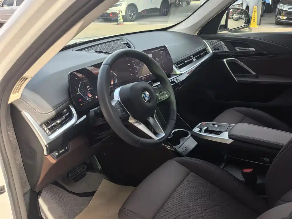 BMW X1 2024 sDrive25Li X