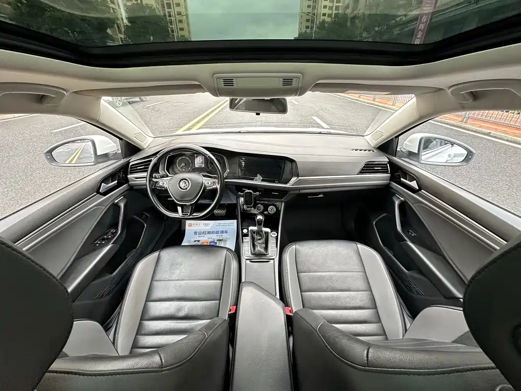 Volkswagen Sagitar 2021 280TSI DSG Comfort Smart Connect
