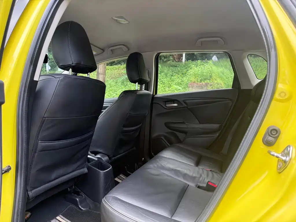 Honda Fit — миниатюра 7