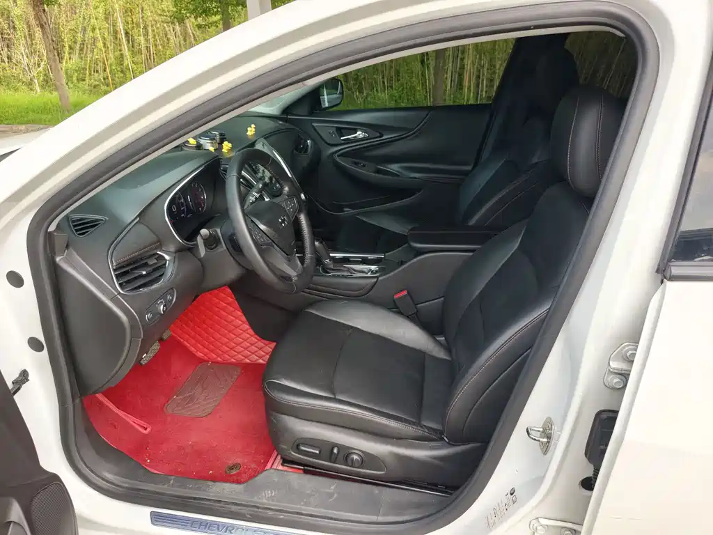 Chevrolet Malibu XL — миниатюра 12