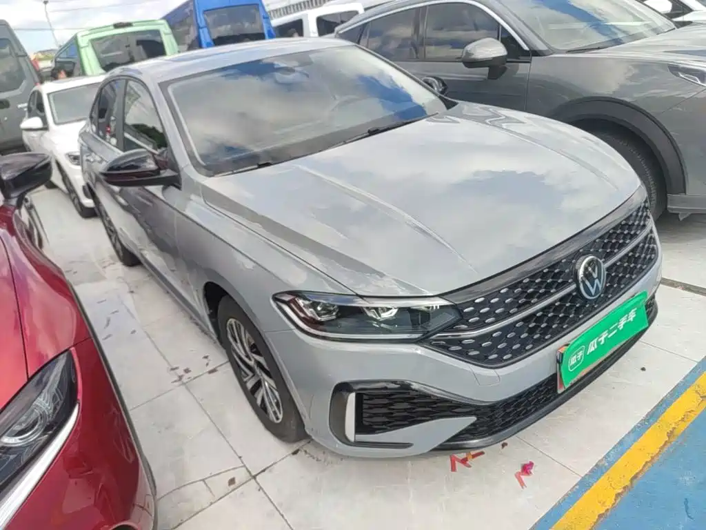 Volkswagen Lavida — миниатюра 4