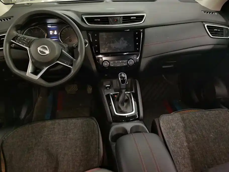 Nissan Qashqai — миниатюра 12