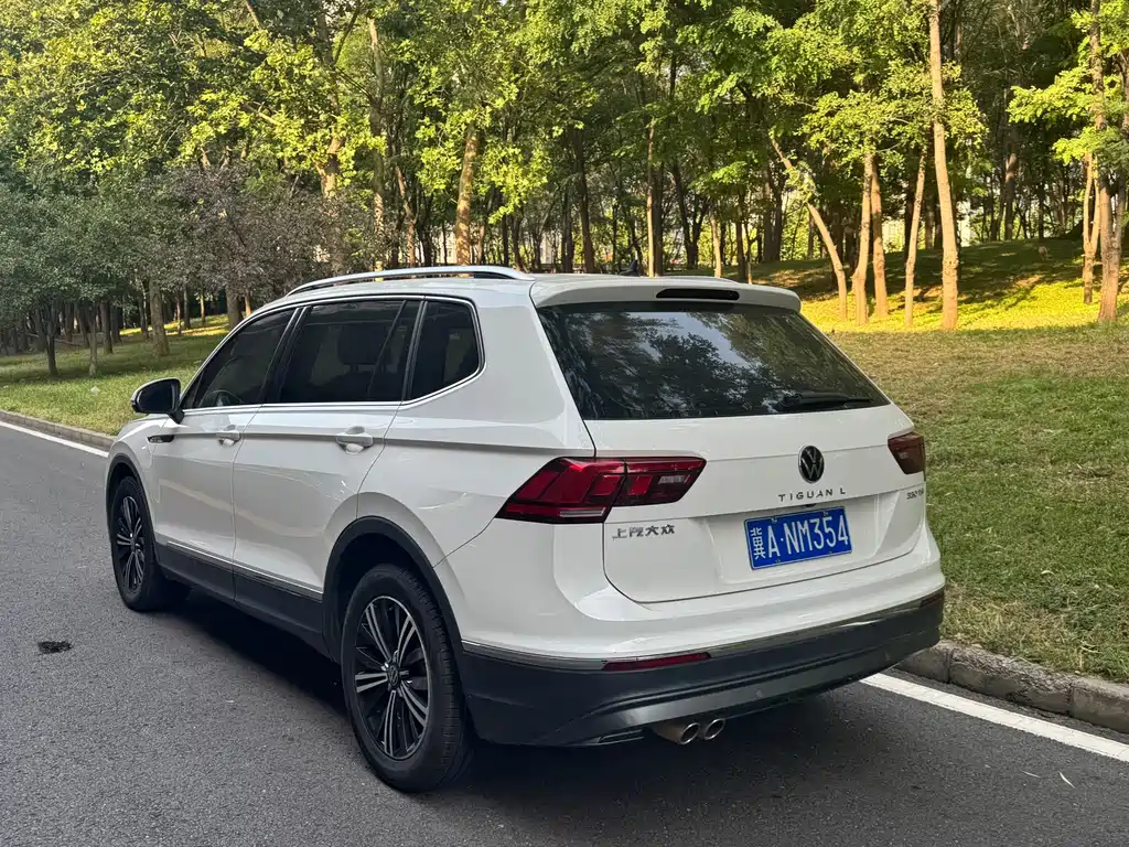 Volkswagen Tiguan L — миниатюра 4