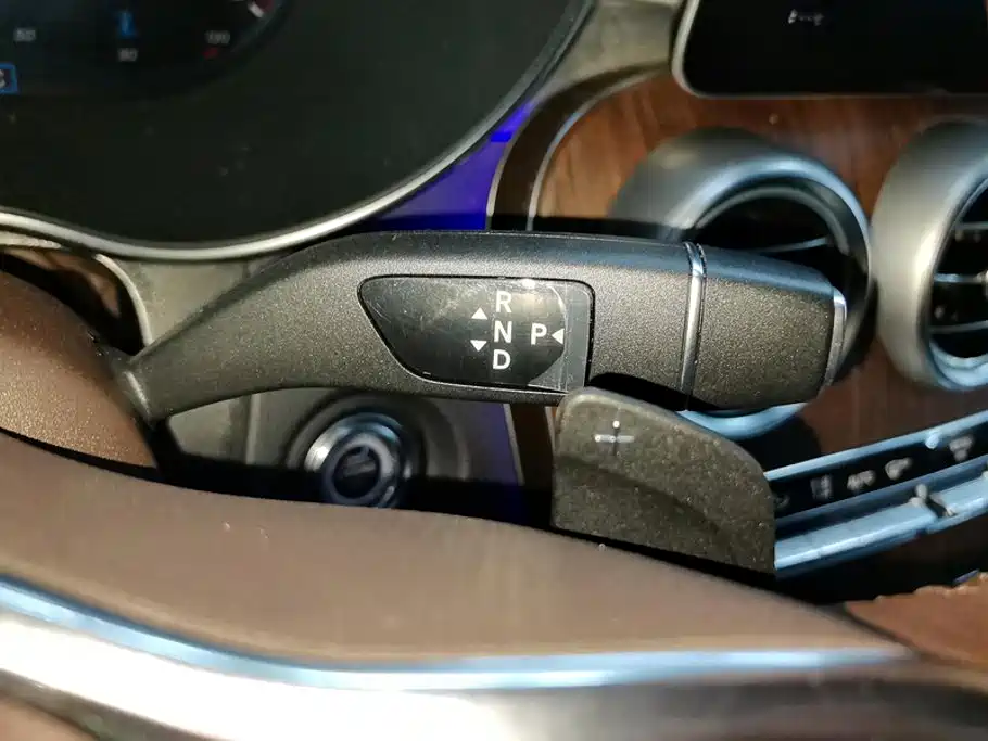 Mercedes-Benz GLC — миниатюра 16