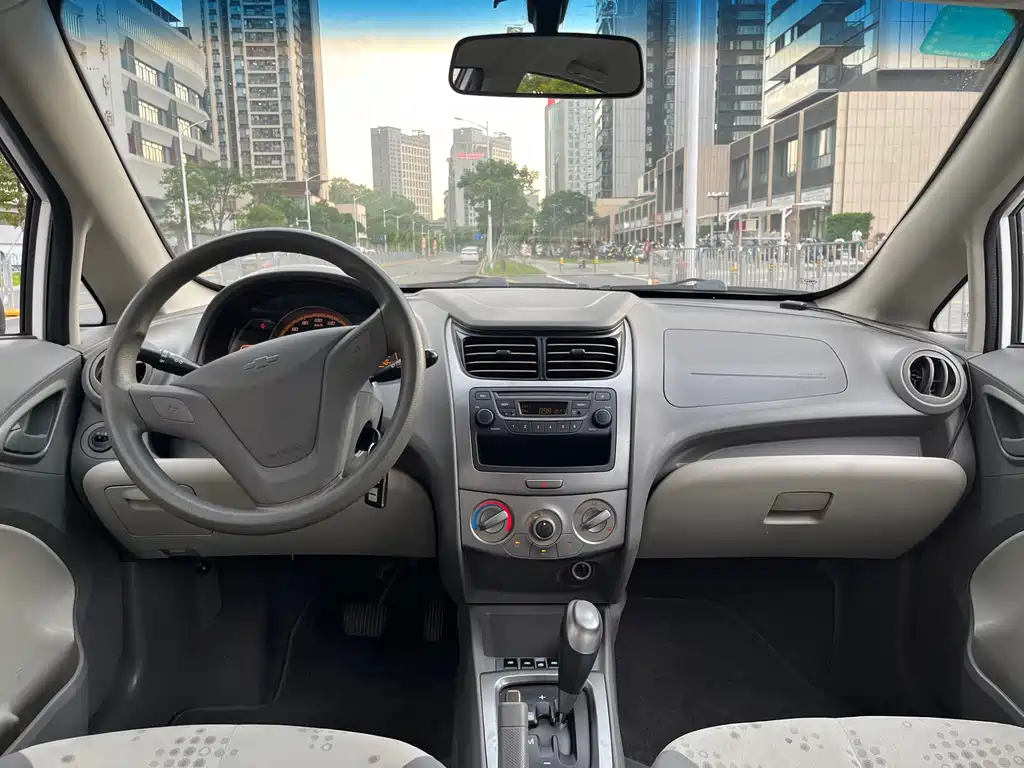 Chevrolet Sail — миниатюра 8