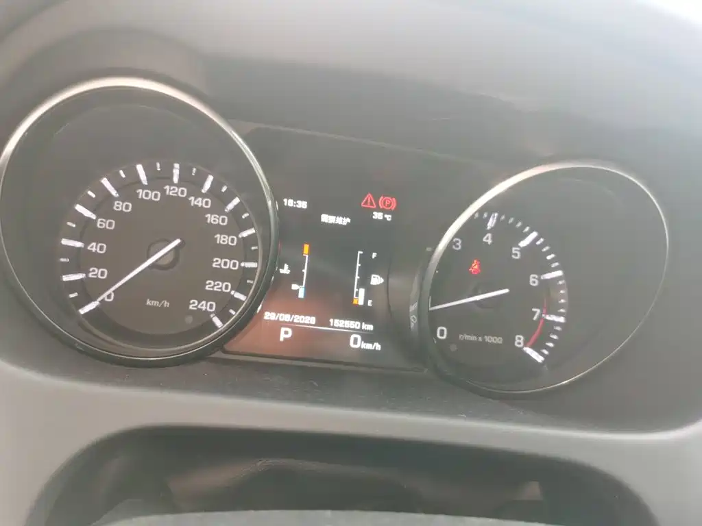 Land Rover Discovery Sport — миниатюра 7