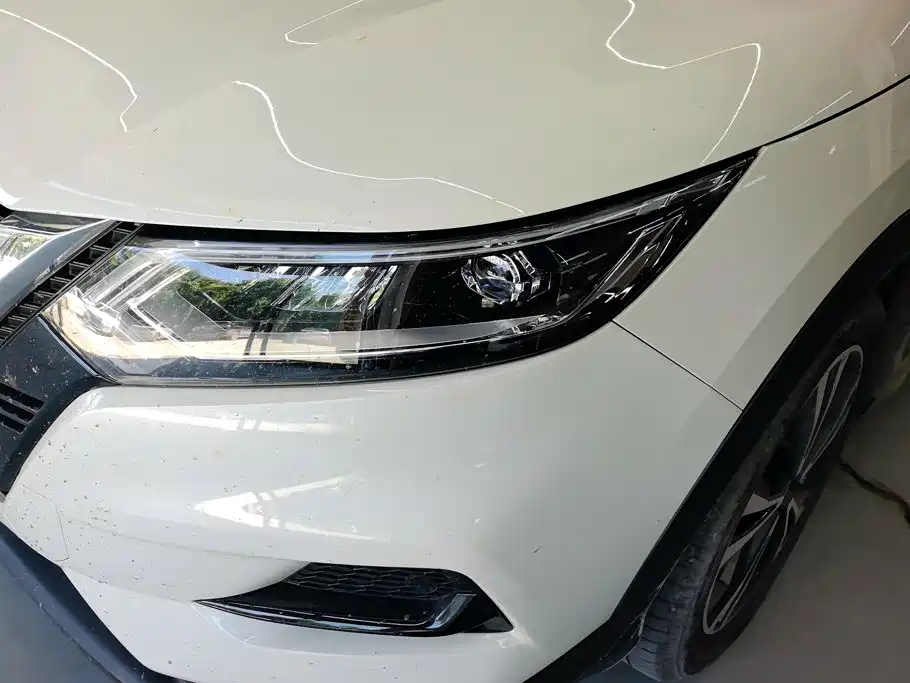 Nissan Qashqai — миниатюра 5
