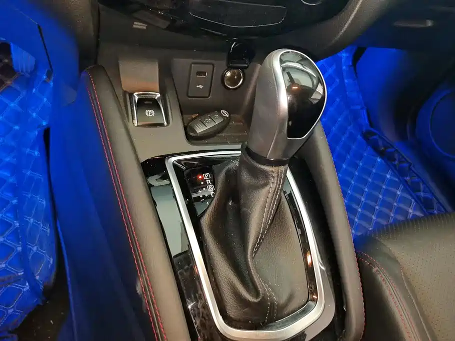 Nissan Qashqai — миниатюра 16
