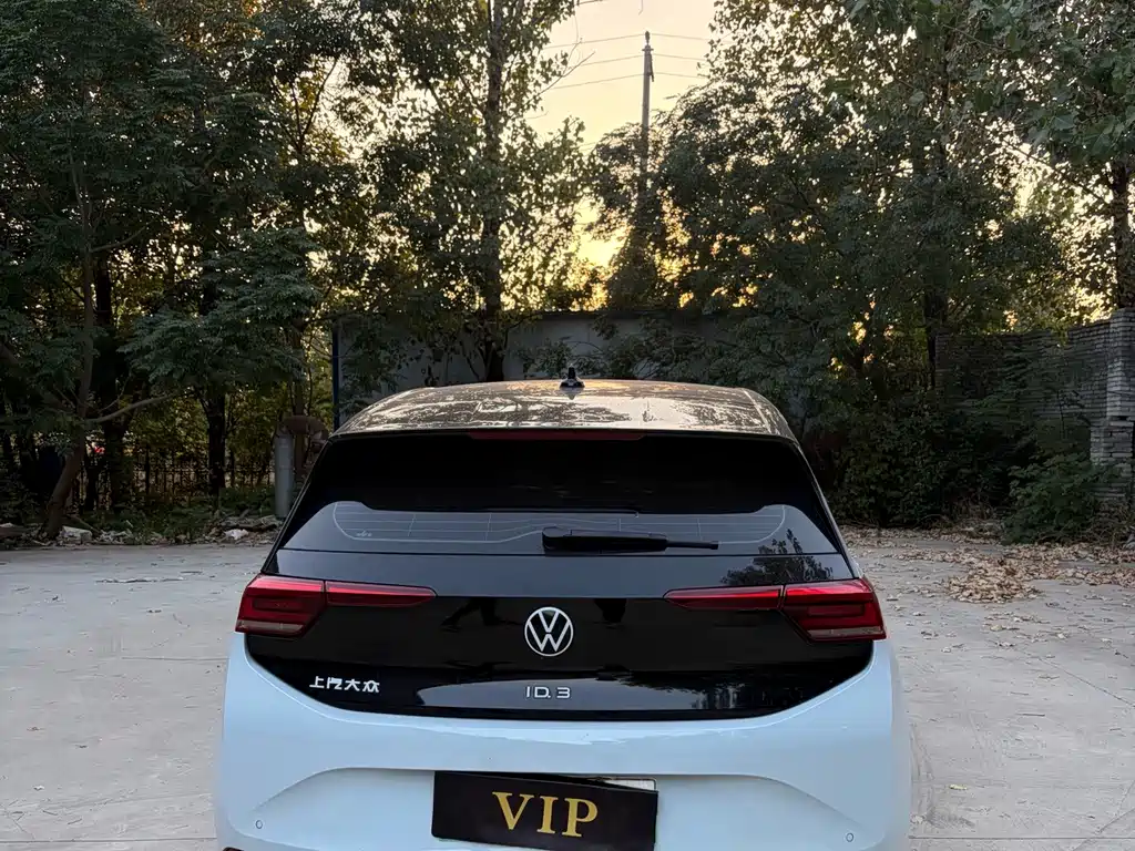 Volkswagen ID.3 — миниатюра 10