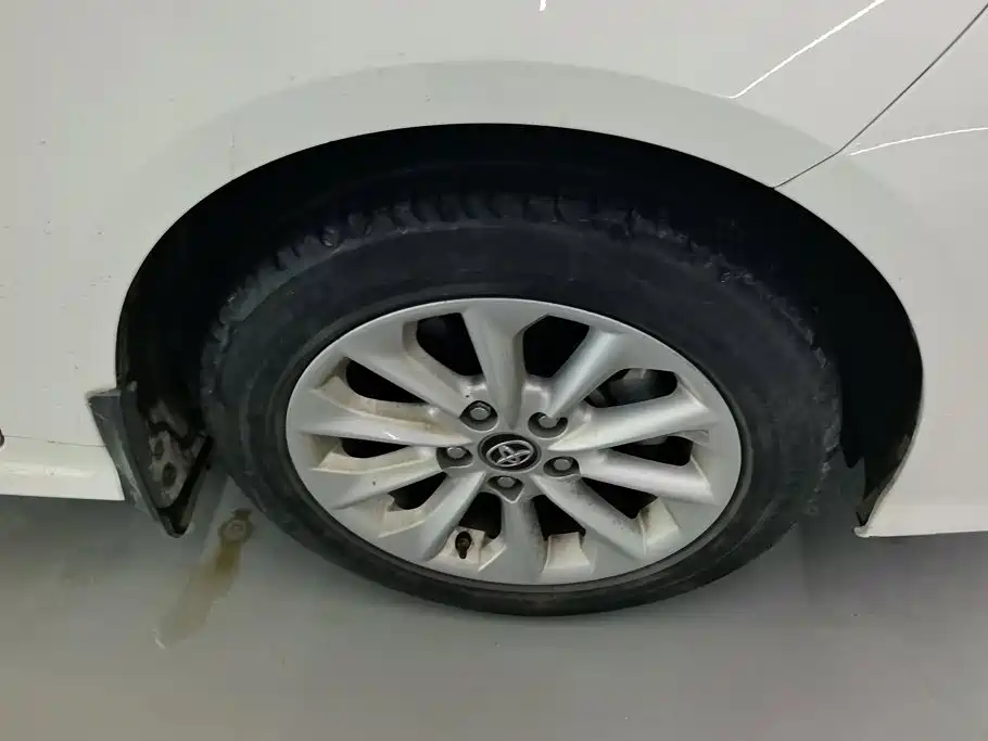 Toyota Corolla — миниатюра 6