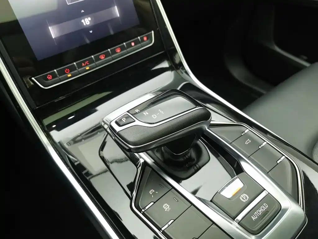 MAXUS D60 — миниатюра 13