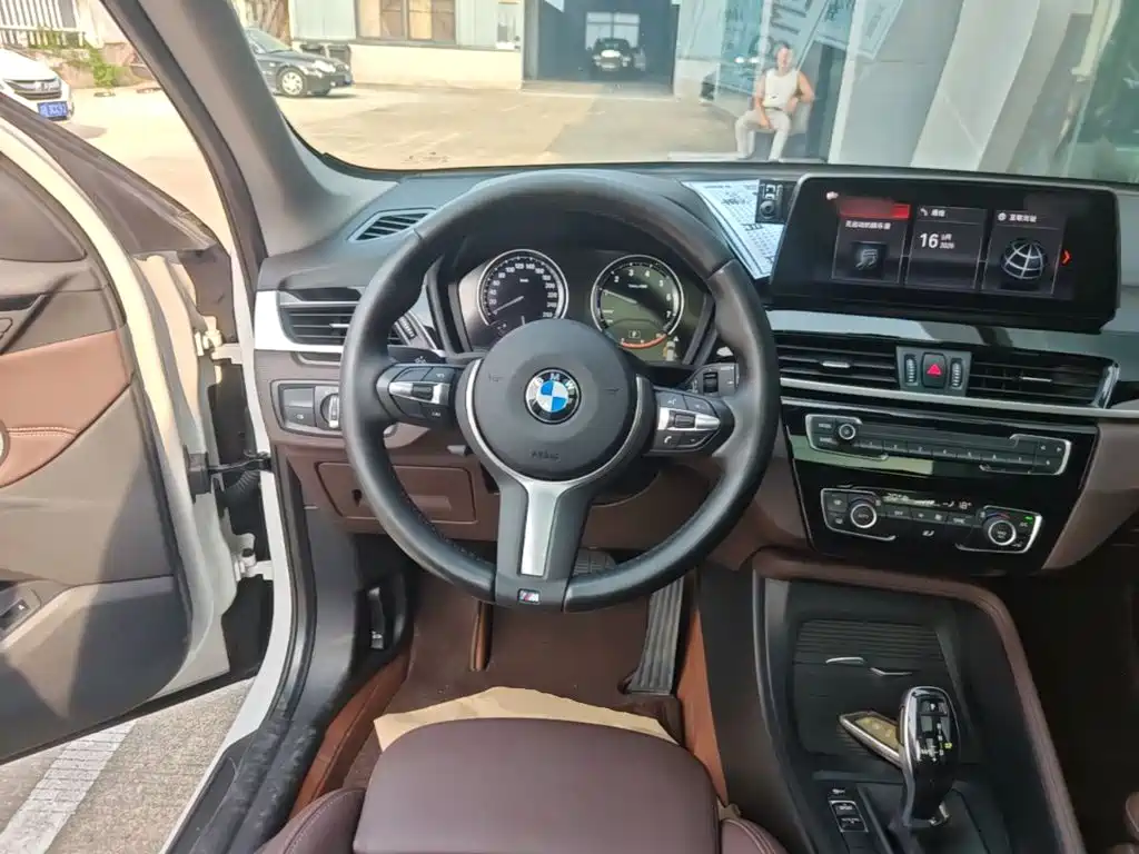 BMW X1 — миниатюра 11