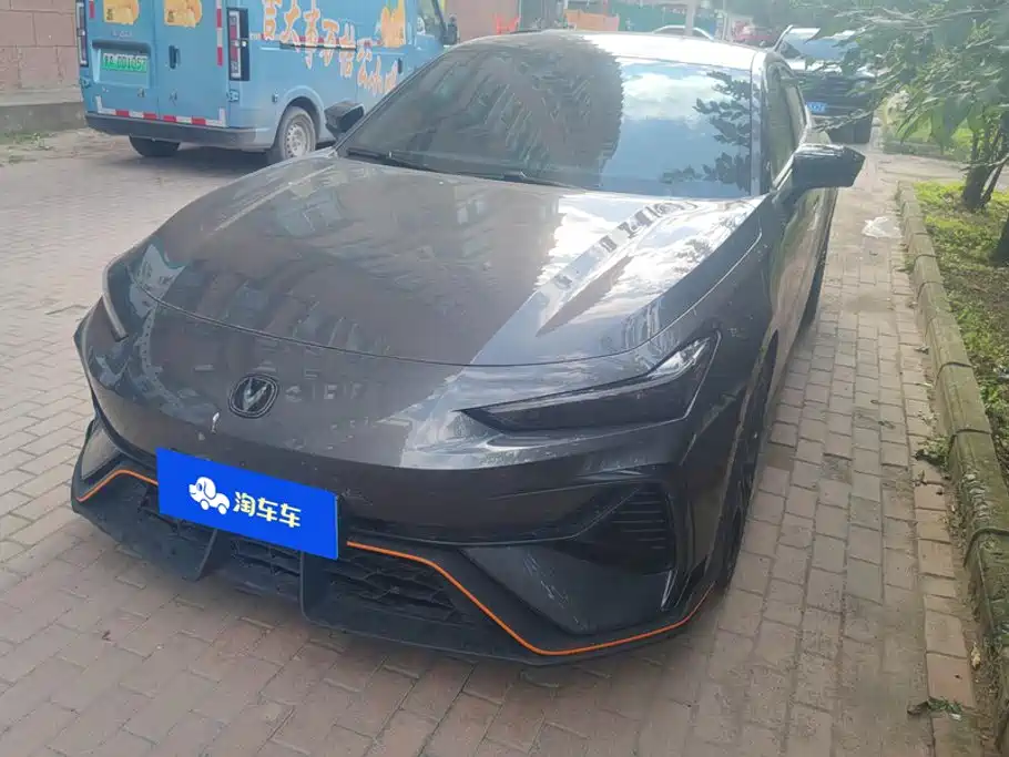 Changan UNI-V