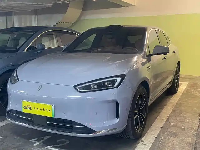 AITO ASK THE WORLD M5 2025