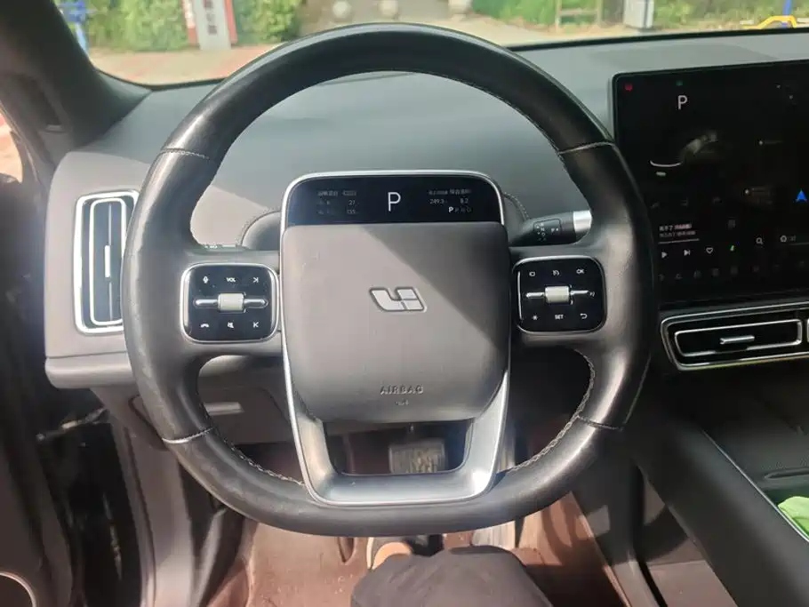 Li Auto Li L8 — миниатюра 15