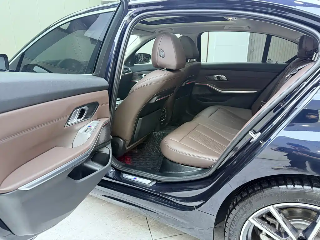 BMW 3 Series — миниатюра 14