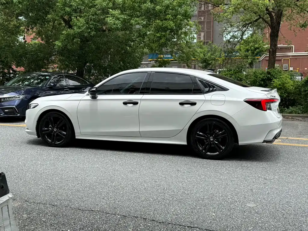 Honda Integra 2023 HATCHBACK 240TURBO CVT Luxury