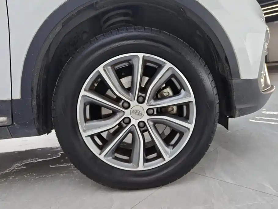 Geely Boyue — миниатюра 6
