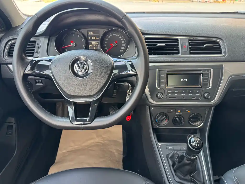 Volkswagen Lavida — миниатюра 16