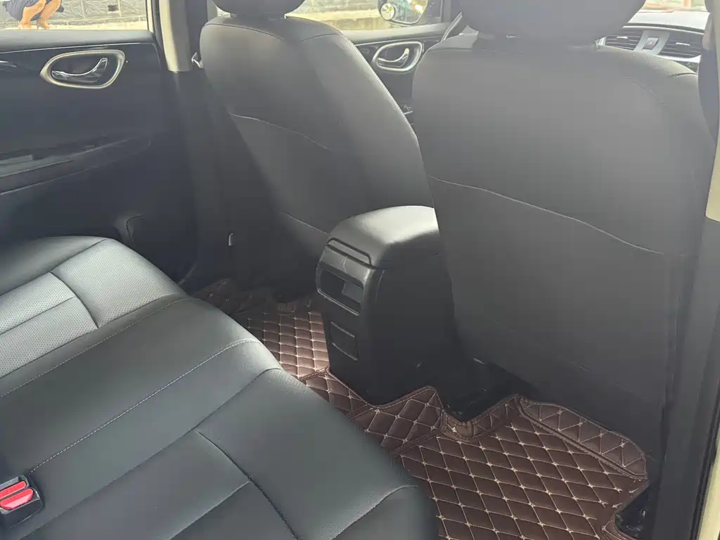 Nissan Sylphy — миниатюра 10