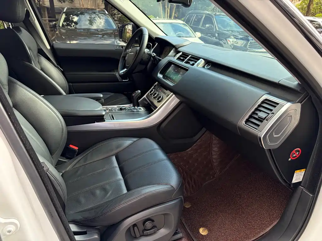 Land Rover Sport — миниатюра 6