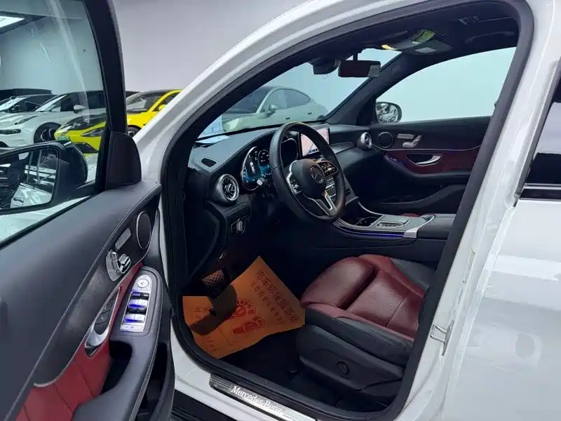 MERCEDES-BENZ GLC COUPE