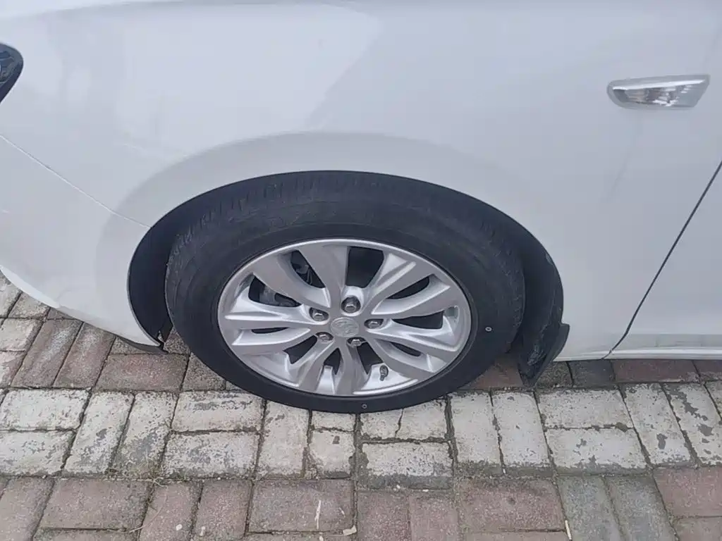 Buick Excelle — миниатюра 23