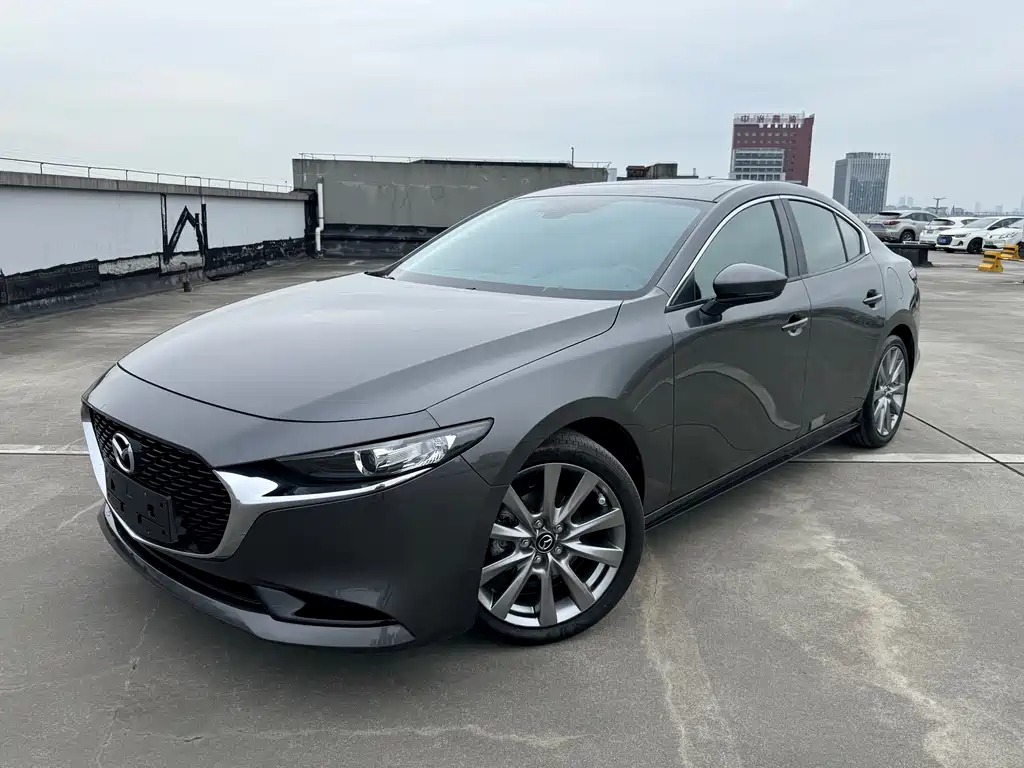 Mazda 3 Axela 2022