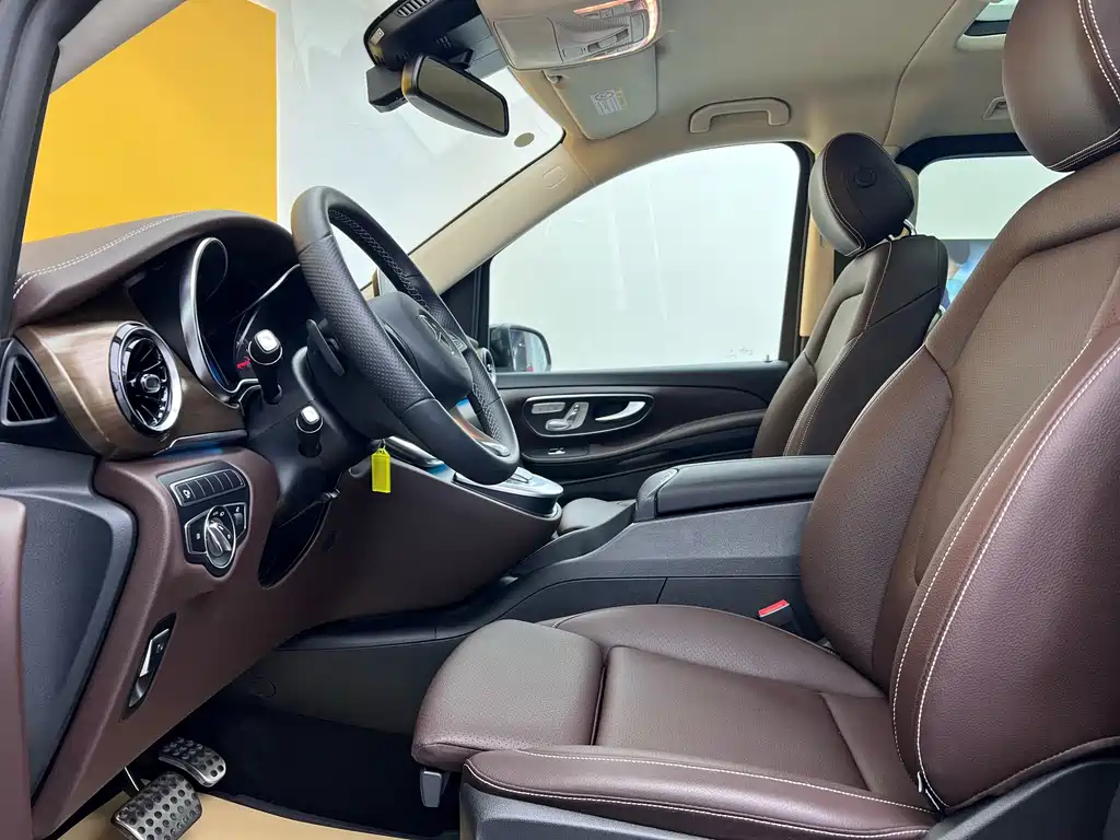 MERCEDES-BENZ V CLASS