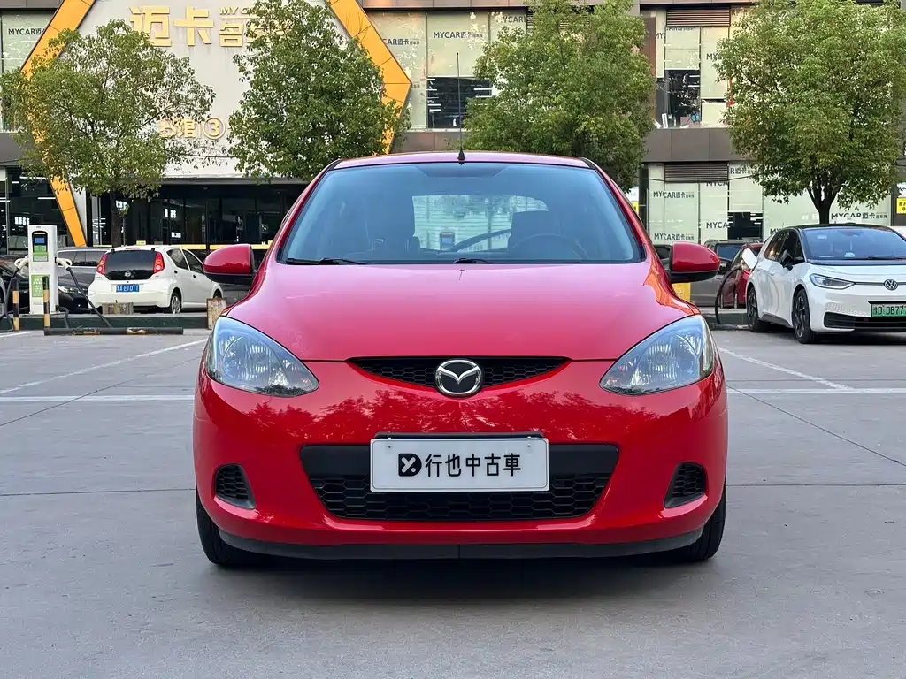 Mazda 2 — миниатюра 2