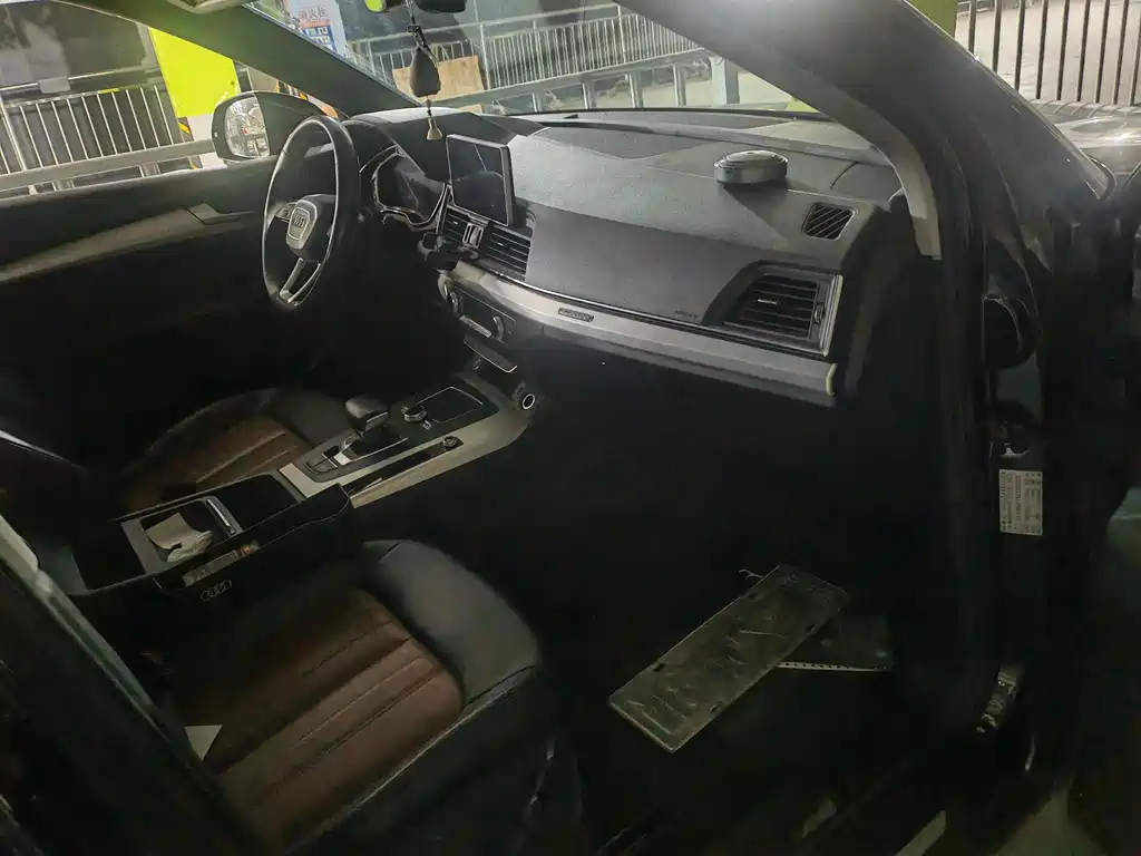 Audi Q5L — миниатюра 5