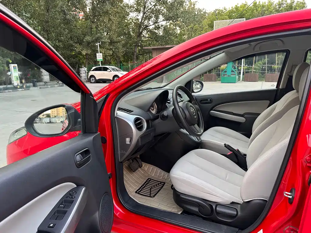 Mazda 2 — миниатюра 22