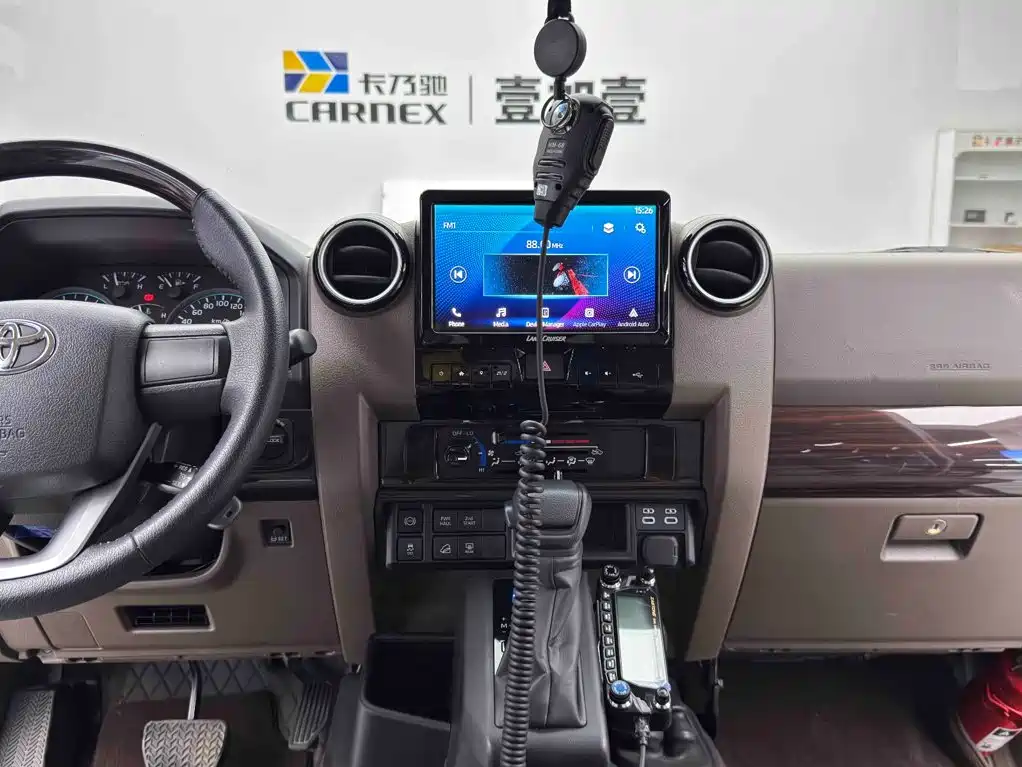 Toyota Land Cruiser — миниатюра 11