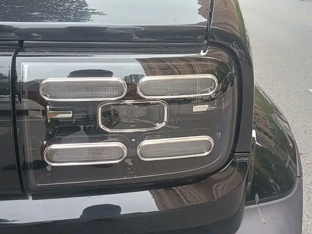 Baojun Yueye — миниатюра 4